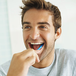 ManagingOralHealthIsanImportantPriorityforHIV-AIDPatients